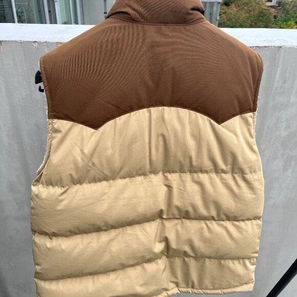 Patagonia Men's Medium Reversible Bivy Down Vest. Classic Tan. - Picture 2 of 9